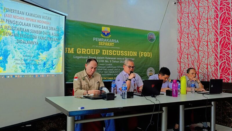 Nara Sumber pada Acara FGD bersama Dinas Kehutanan Jambi wilayah Tebo.